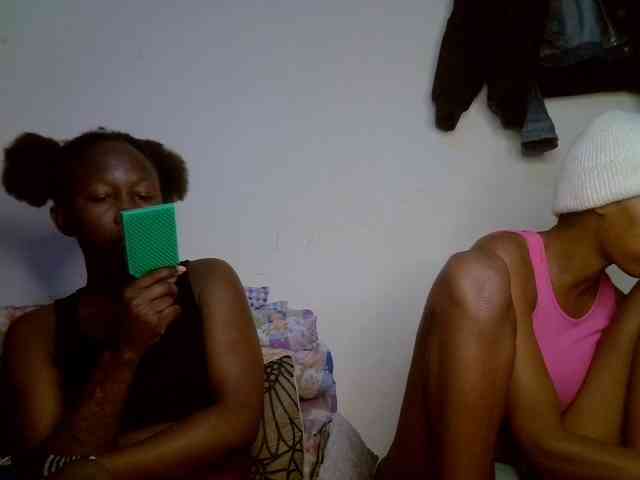 Sexyy-Duo webcam