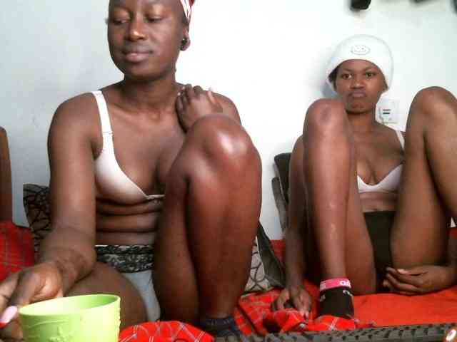 Sexyy-Duo webcam