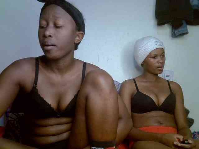 Sexyy-Duo webcam