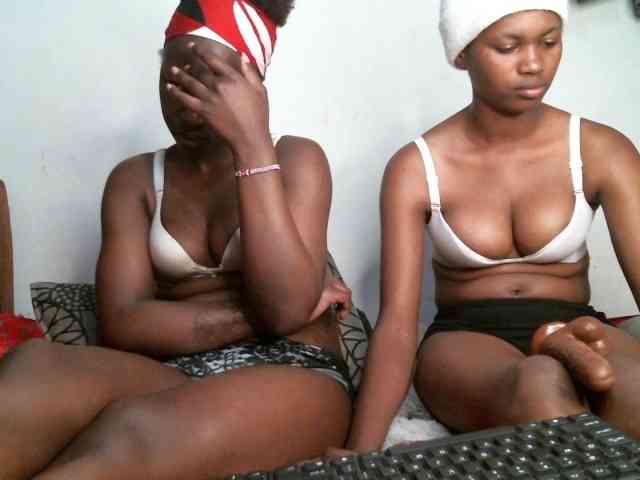 Sexyy-Duo webcam