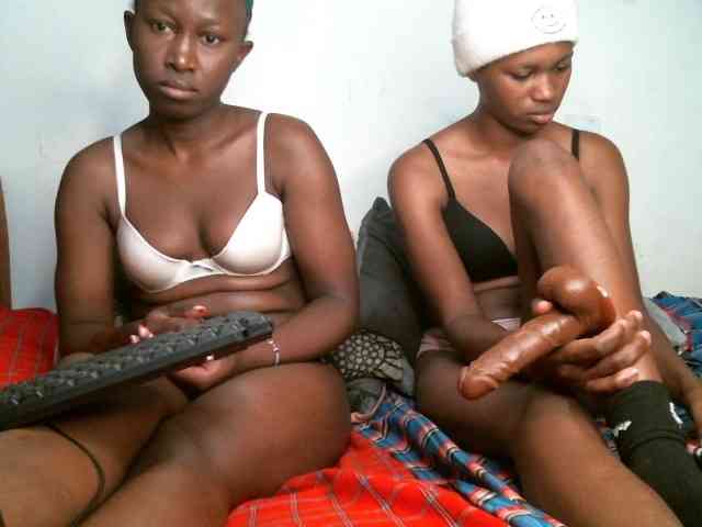 Sexyy-Duo webcam
