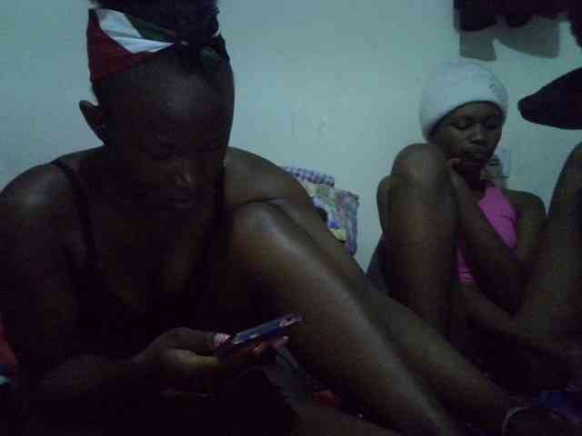 Sexyy-Duo webcam