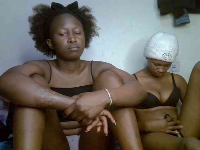 Sexyy-Duo webcam