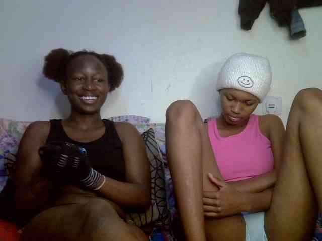 Sexyy-Duo webcam