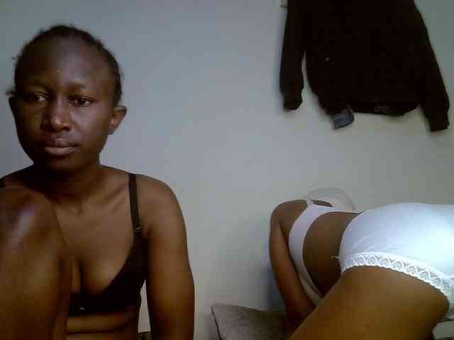 Sexyy-Duo webcam