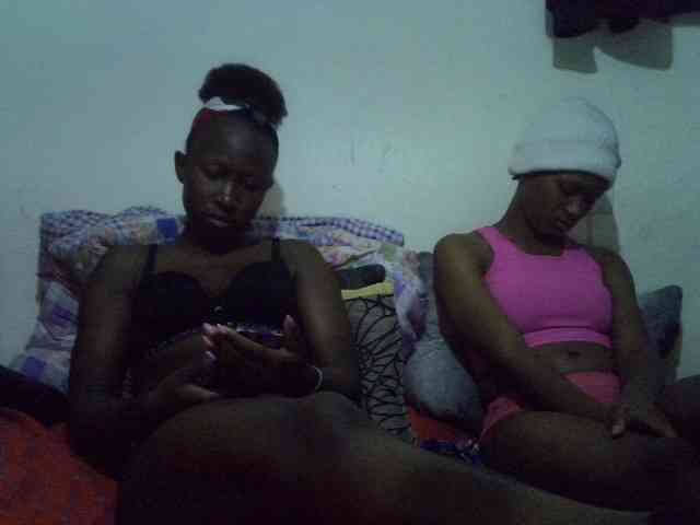 Sexyy-Duo webcam