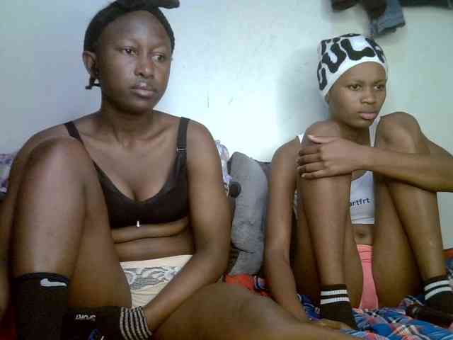 Sexyy-Duo webcam