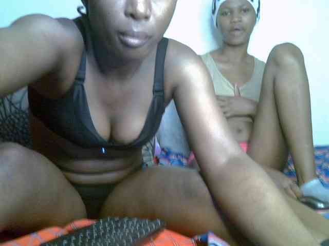 Sexyy-Duo webcam