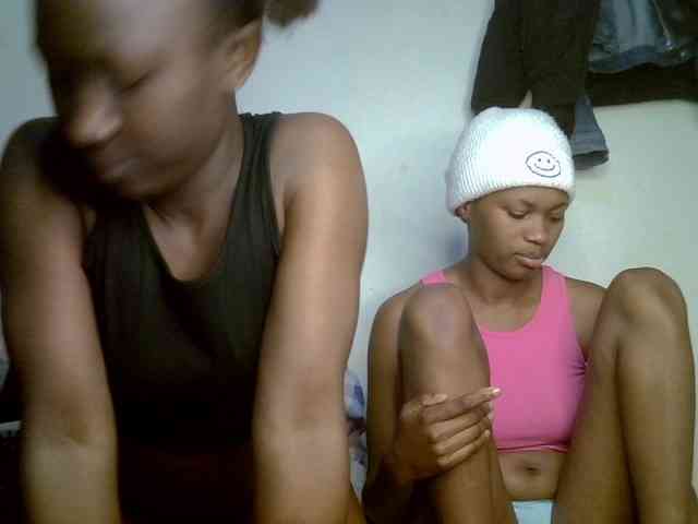 Sexyy-Duo webcam