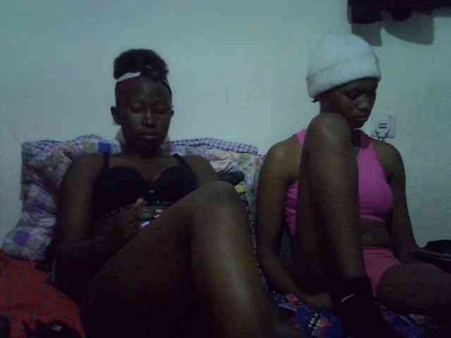 Sexyy-Duo webcam