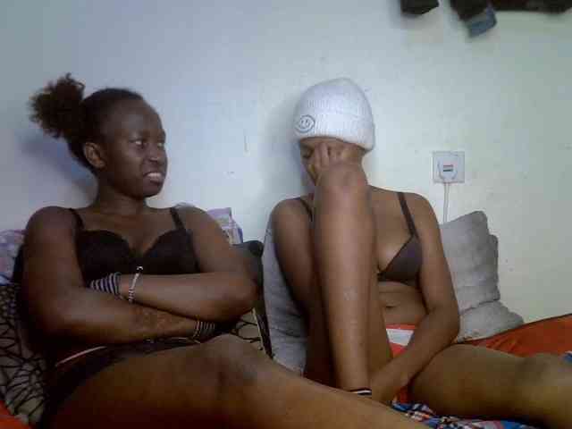 Sexyy-Duo webcam