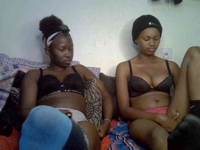Sexyy-Duo webcam