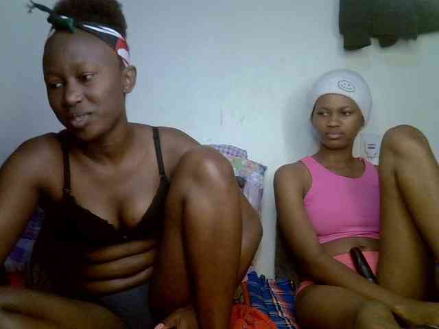 Sexyy-Duo webcam