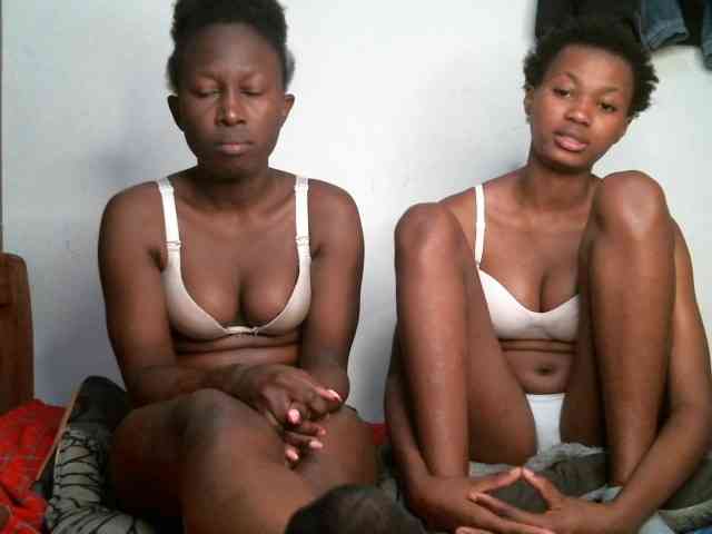 Sexyy-Duo webcam