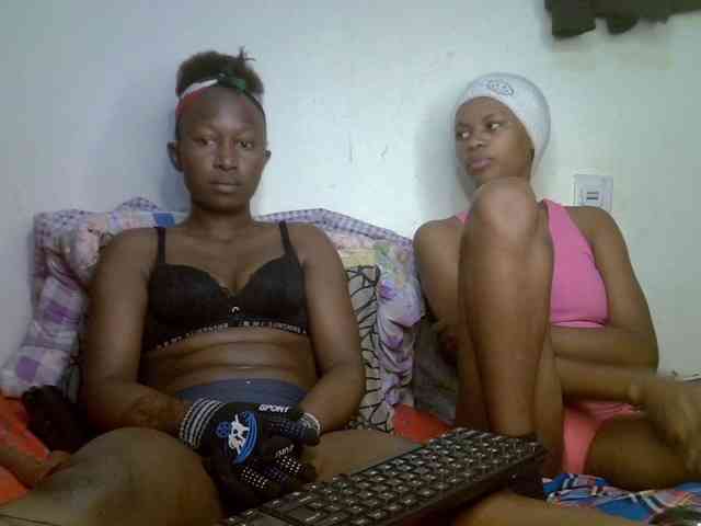 Sexyy-Duo webcam