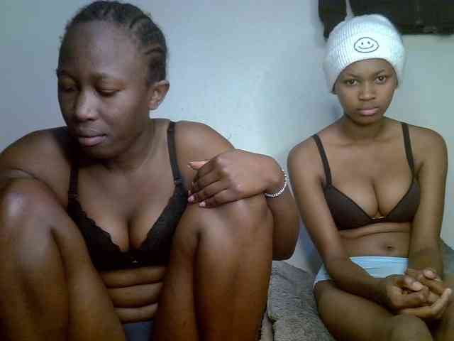 Sexyy-Duo webcam