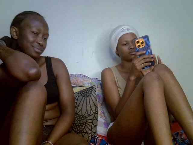 Sexyy-Duo webcam