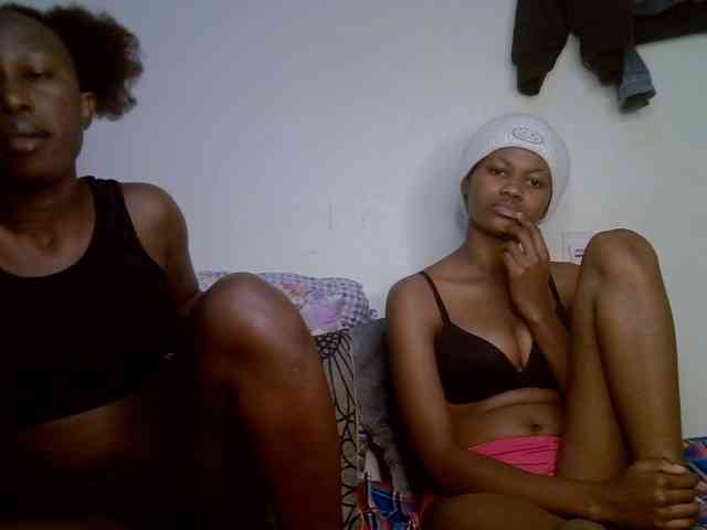 Sexyy-Duo webcam