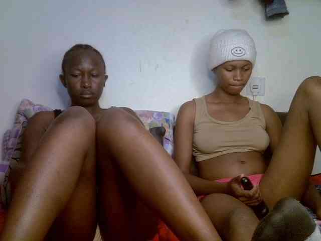 Sexyy-Duo webcam