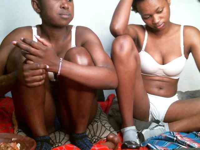 Sexyy-Duo webcam