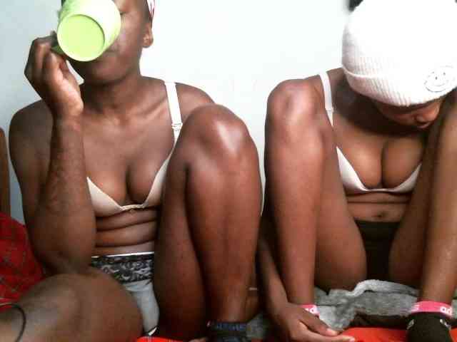 Sexyy-Duo webcam
