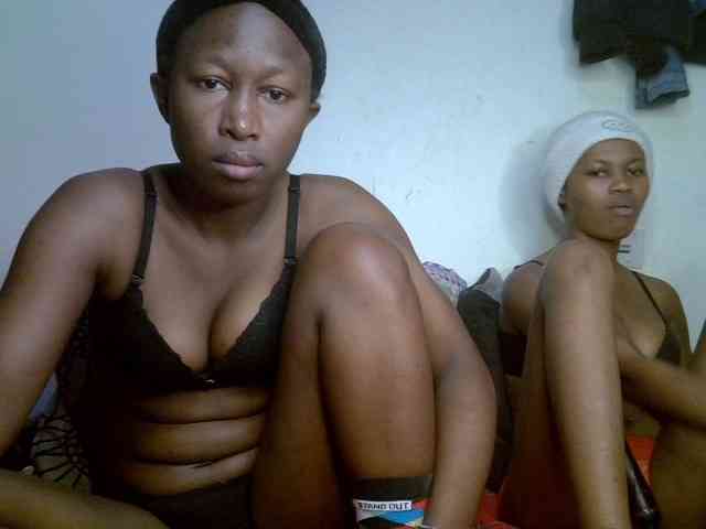Sexyy-Duo webcam