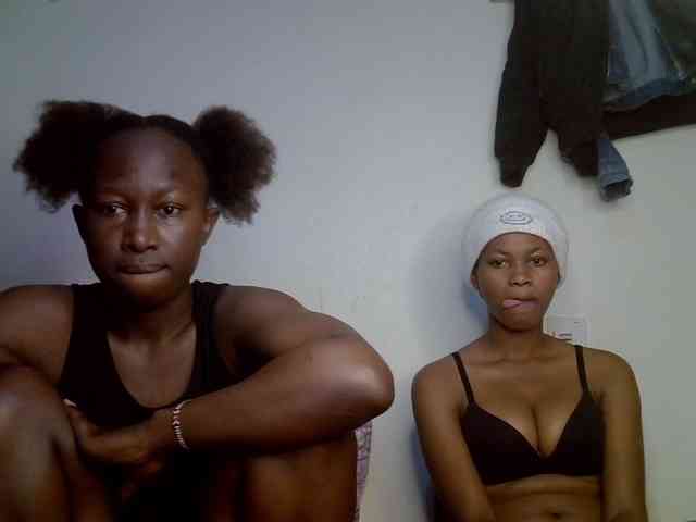 Sexyy-Duo webcam