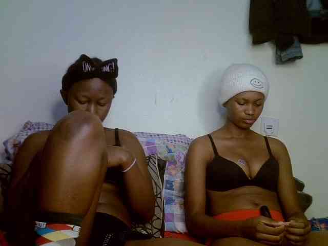 Sexyy-Duo webcam