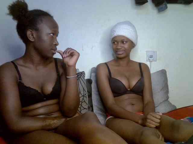 Sexyy-Duo webcam