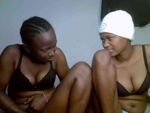 Sexyy-Duo webcam
