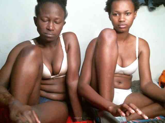 Sexyy-Duo webcam