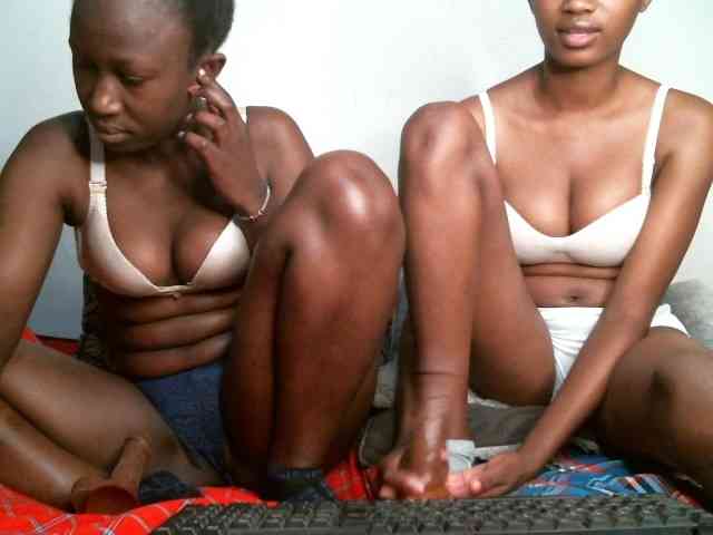 Sexyy-Duo webcam