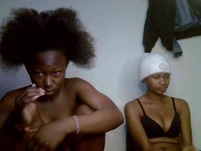 Sexyy-Duo webcam