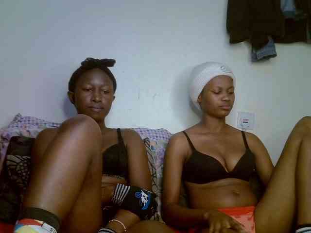 Sexyy-Duo webcam