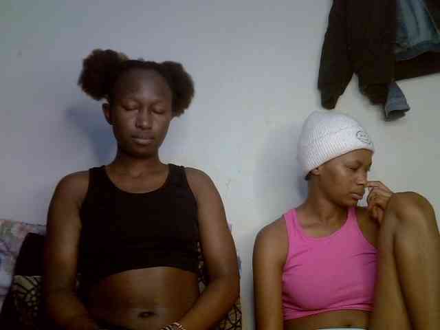 Sexyy-Duo webcam