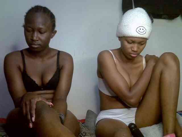 Sexyy-Duo webcam