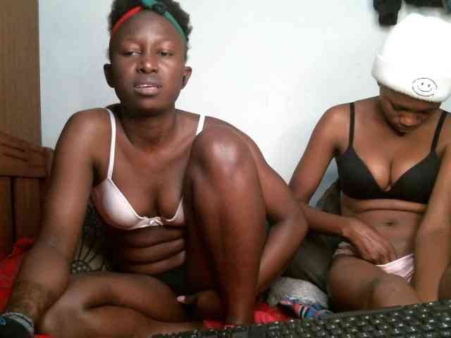 Sexyy-Duo webcam