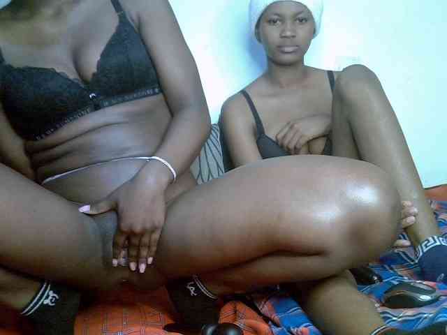 Sexyy-Duo webcam