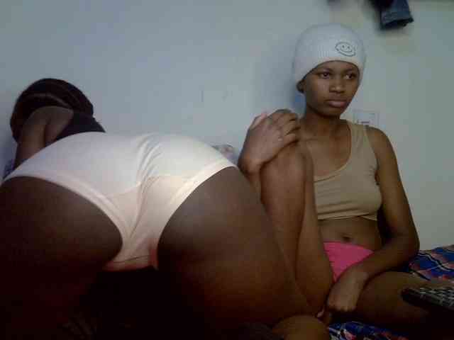Sexyy-Duo webcam