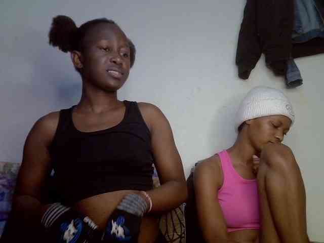 Sexyy-Duo webcam