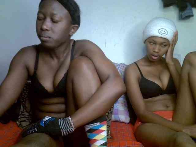 Sexyy-Duo webcam