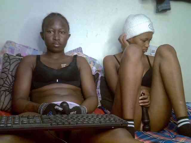 Sexyy-Duo webcam