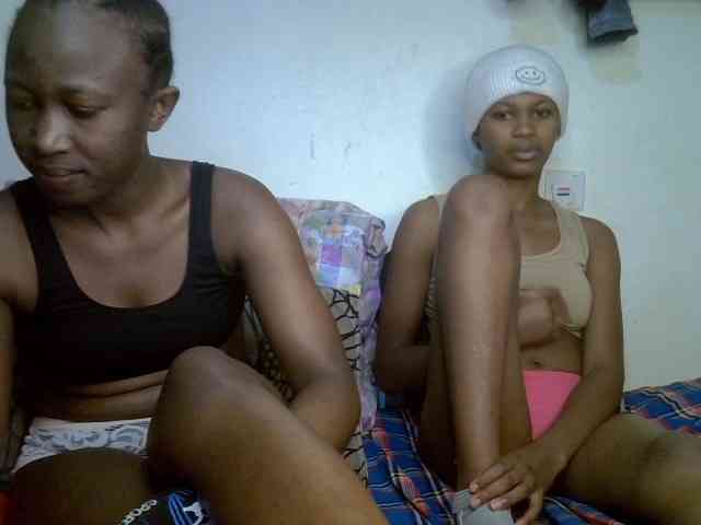 Sexyy-Duo webcam