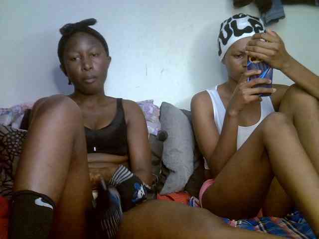 Sexyy-Duo webcam