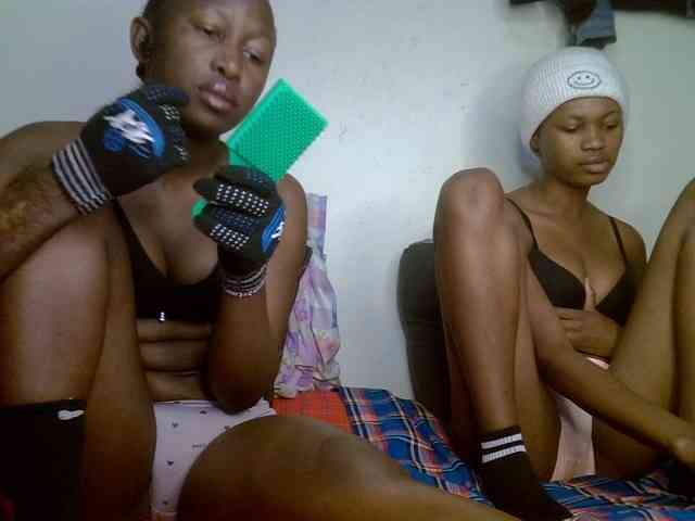 Sexyy-Duo webcam