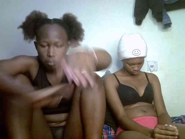 Sexyy-Duo webcam