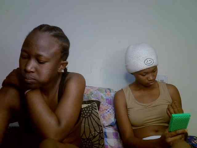 Sexyy-Duo webcam