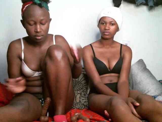 Sexyy-Duo webcam