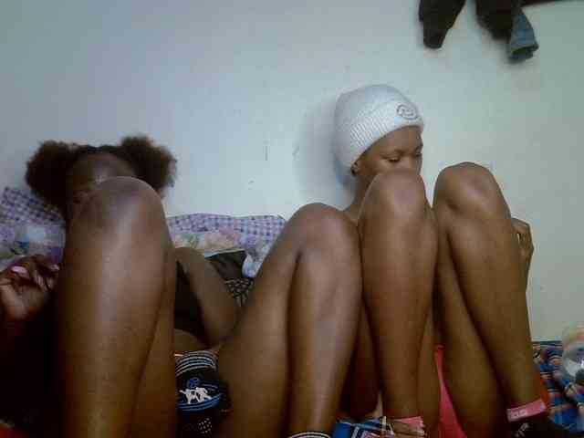 Sexyy-Duo Live Webcam on BongaCams
