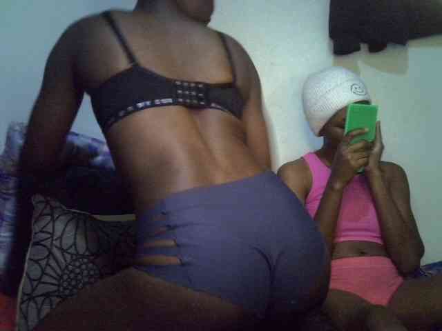 Sexyy-Duo webcam